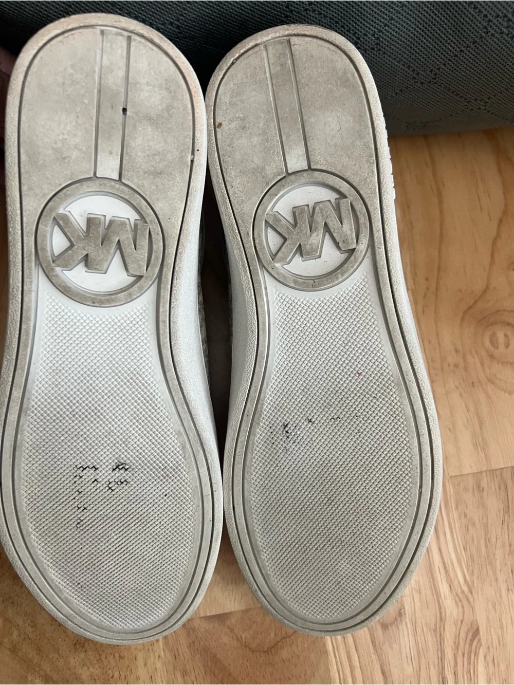 Michael Kors Cream & Beige MK Logo Zip-Front Slip-On Sneakers. Size 5M